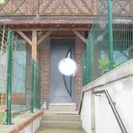 Le Clos D'aval Le Cerisier Apartment